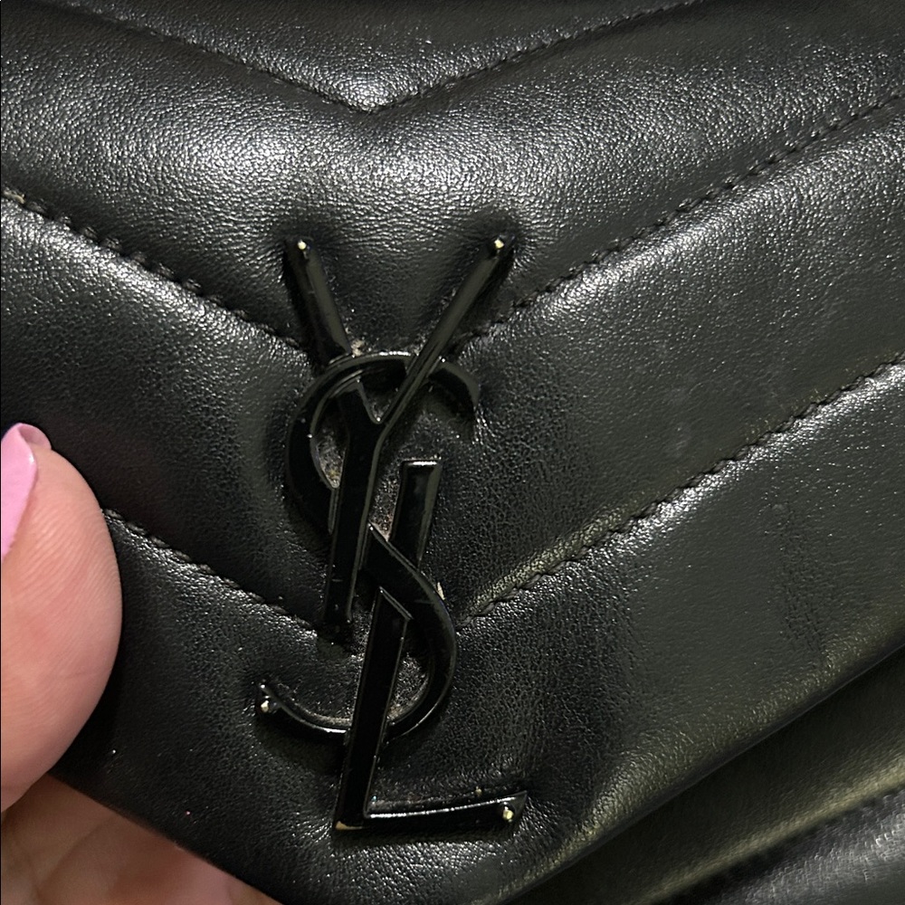 Saint Laurent Black Small Loulou Chevron Shoulder Bag Authentic - Picture 6 of 12